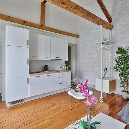 Lovely Nest Eiffel Tower Bottom Apartment Paris